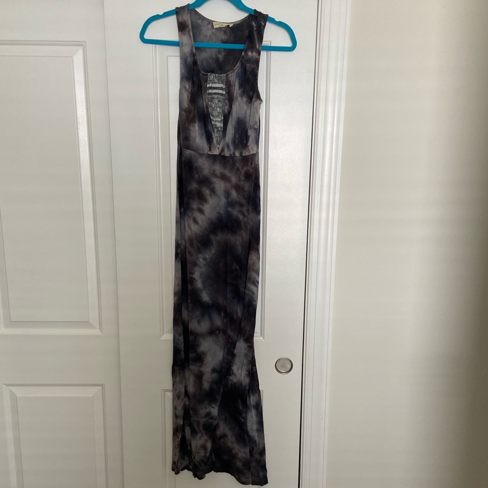 Staringatstars urban outfitters tie dye maxi dress